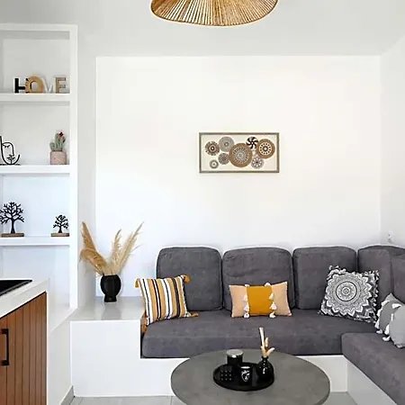 Beachfront Cycladic Irene Boutique